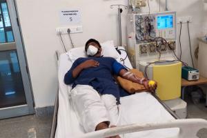 Father loses battle against COVID-19, son donates plasma to help others