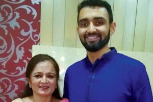 Mumbai: After 3 months of COVID-19 duty, doctor finally meets his mom