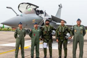 IAF Chief compliments Rafale fighter jet pilots for professionalism