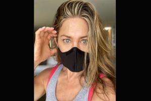 Jennifer Aniston urges people to wear a damn mask to stop COVID spread