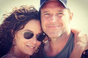 Jennifer Grey, Clarke Gregg split after 19 years of marriage