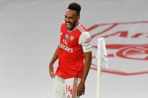 Aubameyang's double helps Arsenal beat Man City in FA Cup semi-final