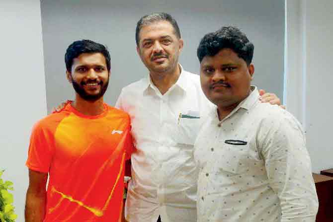 Sukant Kadam (left) with state sports minister Sunil Kedar at his Mantralaya office in January 