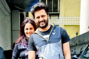 B-Town Buzz: Genelia-Riteish Deshmukh pledge to give 'the gift of life'