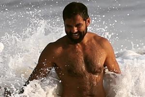 Abhay Deol loves water and salty air; see post