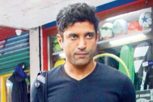 Farhan Akhtar's security staff at Bandra home tests COVID-positive