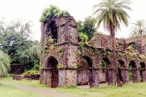 Inside Bassein fort's ruins
