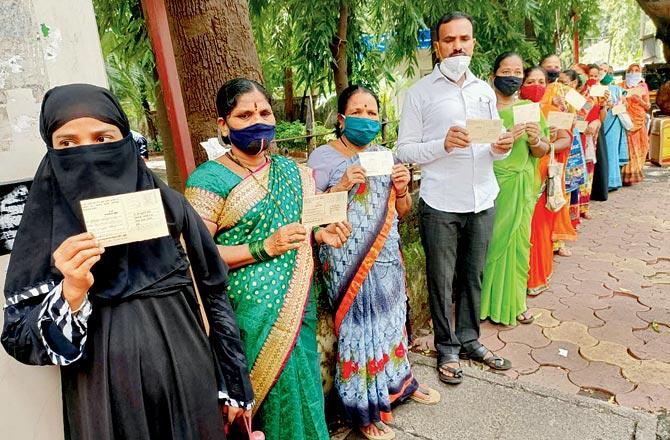 Domestic workers took part in the campaign on Sunday. Pic/Rajesh Gupta