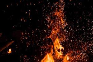 Locals block road, confine Baghjan gas well workers after affected villager kill