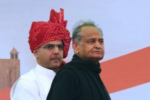 Congress leaders work the numbers to retain power in Rajasthan