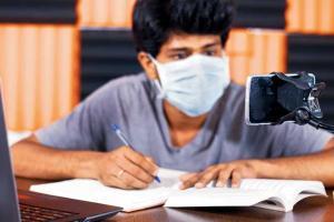 Maharashtra: Parents want kids to spend more time in online classes!