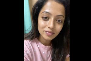 Actress Navya Swamy tests positive for COVID-19, shares video