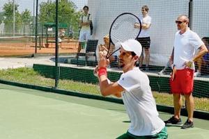 Novak Djokovic returns to training after recovering from COVID-19
