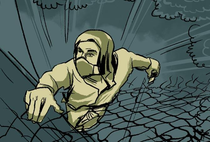 The thief reached the fourth floor where he cut the pigeon nets on the balcony of the Bhide family. He realised the family is in the bedroom while other rooms had no valuables. The thief left and continued his climb up the tower.