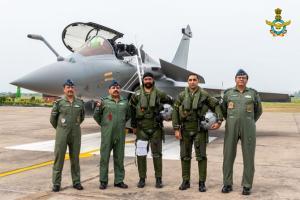 Parineeti, Anupam, Sidharth congratulate IAF for Rafale jets touchdown