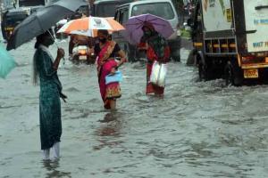 Mumbai rains: Intense showers, inundation, traffic jams at many places