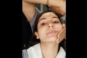 Anushka shares a throwback video and it has a COVID-19 connection