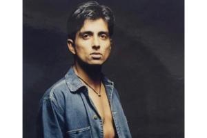 Sonu Sood shares a picture on his physical transformation from 1997