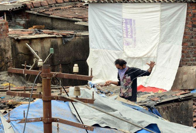 Later in the day, IMD said that the cyclonic storm 'Nisarga' will affect the coastal districts of Maharashtra, including Mumbai, more than Gujarat and other neighbouring states. IMD Director General Mrutyunjay Mohapatra said that Maharashtra coastal districts such as Sindhudurg, Ratnagiri, Thane, Raigad, Mumbai and Palghar will be more affected by the cyclone. He also said that the depression is currently 690 km away from Mumbai.