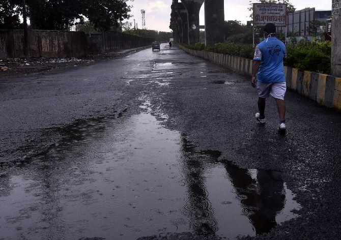 On the first day of the extended lockdown till June 30, Mumbai and several parts of Maharashtra including Navi Mumbai, Thane, Mira-Bhayander and Pune received first spell of showers amid the COVID-19 crisis.