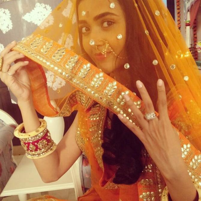 In 2017, Tejasswi Prakash starred in Pehredaar Piya Ki, a show that revolved around an 18-year-old woman getting married to a nine-year-old boy. The show was pulled off the air within months due to its plot, that drew controversy. The makers then came up with a new show Rishta Likhenge Hum Naya, keeping it as basic as any daily soap.