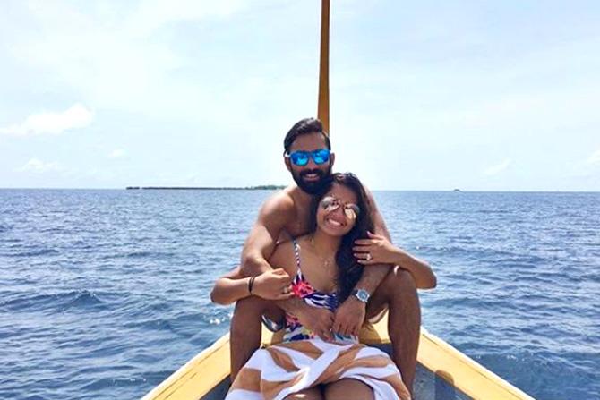 Dinesh Karthik and Dipika Pallikal: He is India's wicket-keeper batsman while she is one of India's finest squash player. The couple briefly dated for a while and were engaged in November 2013. DK and Dipika went on to tie the knot in traditional Hindu and Christian ceremonies in August 2015 and have never looked back since.