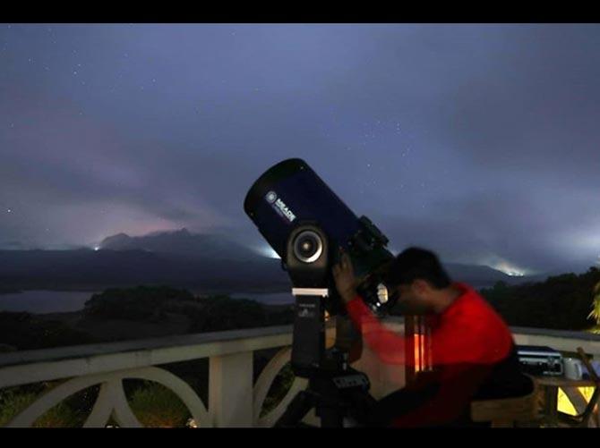In case you didn't know, Sushant Singh Rajput owned a telescope as well. In 2018, he had bought an expensive, Boeing 737 Fixed Base Flight Simulator too. He shared this picture and captioned: Spacetime crunch