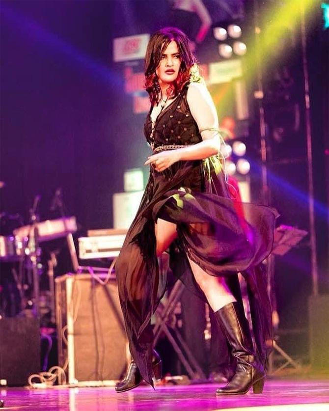 Whether it is melodious song Jiya Laage Na from Talaash, her rendition of the Punjabi folk song Ambarsariyaan, her Odiya folk song Rangabati or Naina from Khoobsurat, Sona Mohapatra made her space as a singer and independent stage performer over the past 14 years