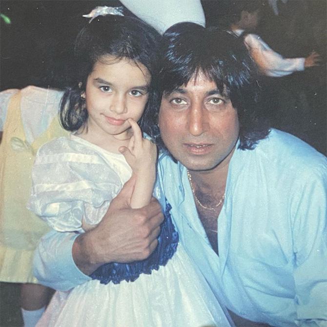 Shraddha Kapoor dug out an extremely adorable childhood throwback picture with her father Shakti Kapoor. Dressed in a white coloured frock, baby Shraddha is seen with dad Shakti Kapoor who is seen donning a blue coloured shirt. The adorable picture captures a perfect father-daughter moment. Sharing this throwback photo, Shraddha noted, 