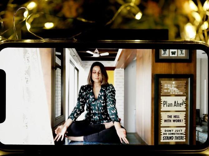 Here's another throwback picture of herself performing yoga. The actress turned philosophical and penned a very thoughful caption with the picture which read: 