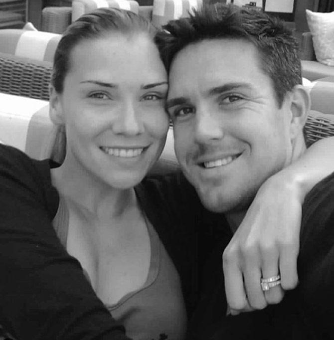 On their wedding anniversary in December 2019, Jessica shared this pic with Pietersen and wished him, 