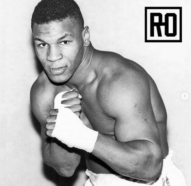 Mike Tyson's boxing career span was a total of 20 years from 1985 to 2005.