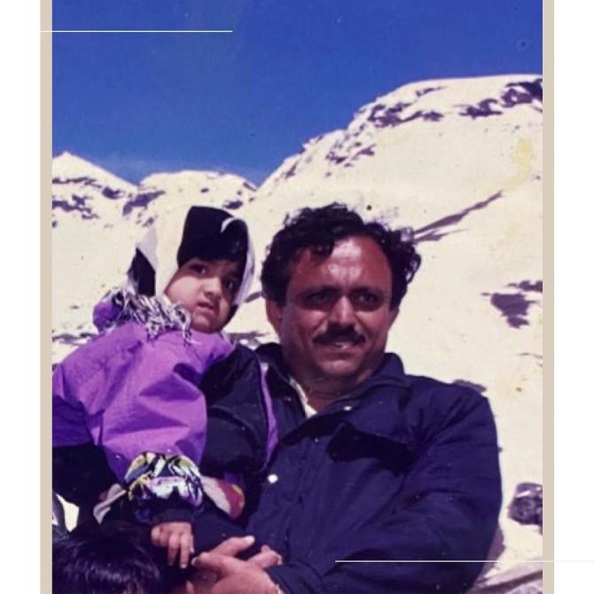 The 29-year-old actress who recently won the coveted National Awards for Best Actress for portraying actress Savitri in the biopic Mahanati (2018) has also been sharing some really cute and adorable childhood pictures of herself featuring her parents. In this picture, young Keerthy can be seen happily enjoying some fun moments with her father. She looks cute in her father's arms, isn't it?