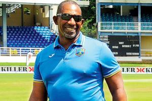 West Indies coach Phil Simmons attends family funeral, tests negative