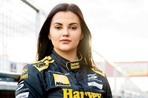 Renee Gracie: Stop stealing my images
