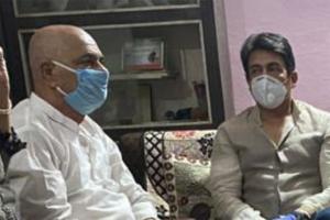 Shekhar Suman visits Sushant Singh Rajput's family in Patna