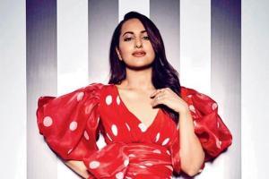 Sonakshi turns 33; awaits lockdown to end with funny captioned picture
