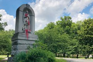 Memorial to first US president George Washington vandalised