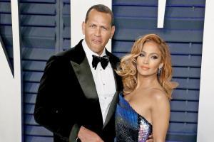 Jennifer Lopez 'heartbroken' over cancelled wedding plans