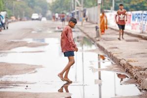 'Brace for heavy rain this week': IMD issues red alert for Mumbai