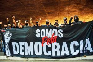 Brazil's COVID-19 cases surpass 5 lakh amid protests