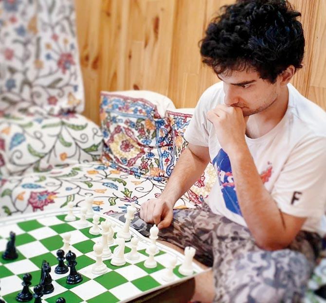 Play chess for a cause