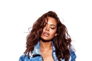 After her account was hacked, Esha Gupta makes a comeback on Instagram