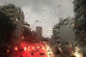 Light showers, thunderstorm in Mumbai, adjoining areas