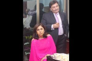 Neetu Kapoor shares a throwback picture with Rishi Kapoor, pens a note