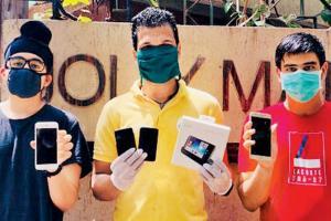 Mumbai: Teenangers organise gadgets for underprivileged kids