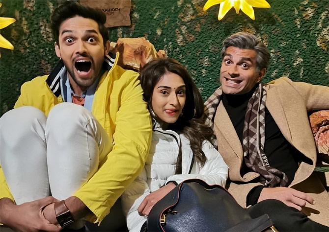 The makers of Kasautii Zindagii Kay have released #AnuNePreKoKyonMaara! on social media, leaving the fans in a frenzy. Anurag killing Prerna truly signifies the death of love and betrayal at its peak. Anurag's sister Nivedita Basu, played by Pooja Banerjee and many other co-stars have shared multiple videos about the same. Is this the death of Anurag and Prerna as a couple on television or this just another bend in the road? Only time will tell what's in store for the viewers of Kasautii Zindagii Kay.