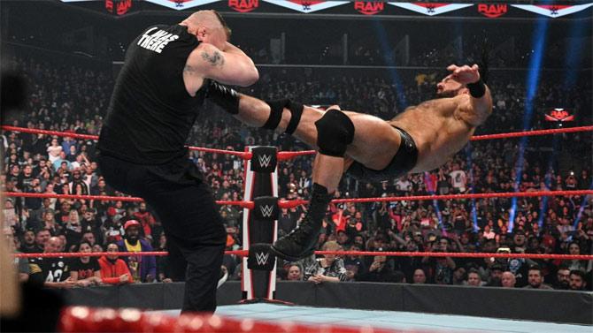 Although The Scottish giant did not waste time and immediately entered the ring and took out Brock Lesnar with a Claymore kick