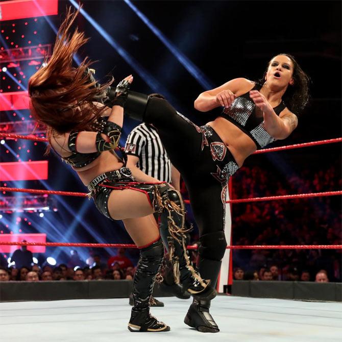 Former NXT champion Shayna Baszler was scheduled to face Asuka but after an injury she faced her tag team partner Kairi Sane in a singles match. Shayna showed her dominance on her WWE Raw debut and won the match