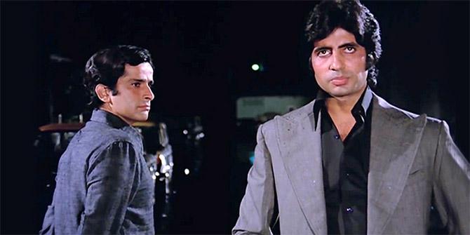 Deewaar (1975): The ultimate brotherhood saga of Bollywood. The Yash Chopra directorial is the story of two brothers (Amitabh Bachchan and Shashi Kapoor), who are betrayed by the misplaced idealism of their father. The brothers survive in the slums of Bombay and eventually find themselves on opposing sides of the law. Deewaar turned Amitabh Bachchan into an 